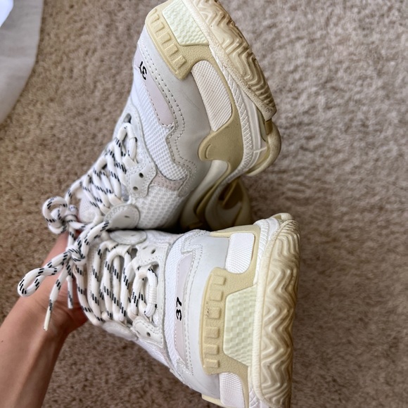 Balenciaga triple s - Picture 7 of 9